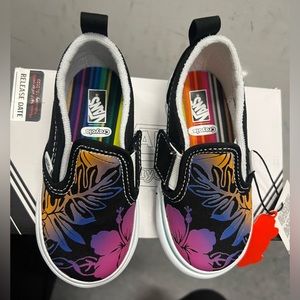 (Crayola) Dyetraceyrdreams Slip on Vans (kids)